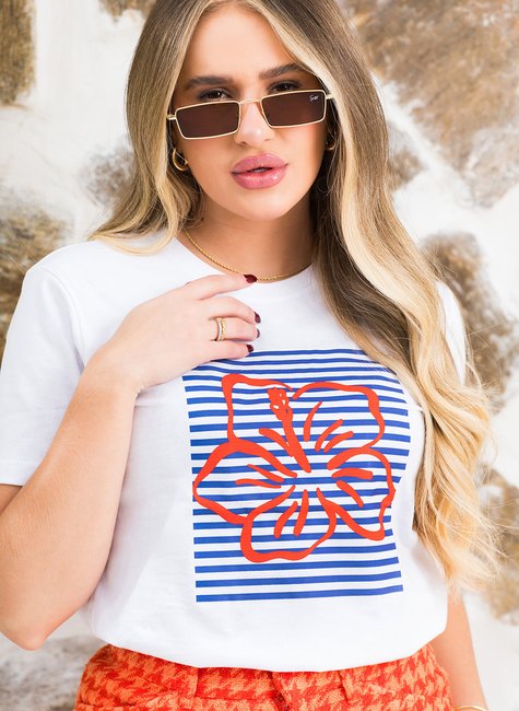 camiseta feminina branca hibisco vermelho 4