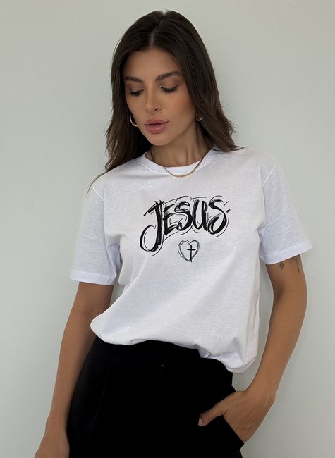 batch camiseta feminina branca coracao jesus 1