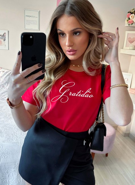batch camiseta feminina vermelha gratidao 1 4